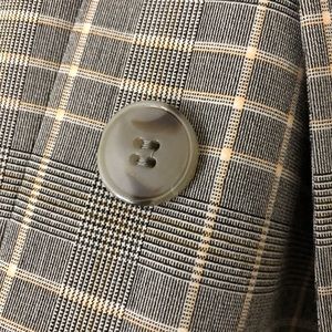 H&M Jackets & Coats - NEW w/ TAGS H&M Plaid Blazer H&M Jackets & Coats - NEW w/ TAGS H&M Plaid Blazer